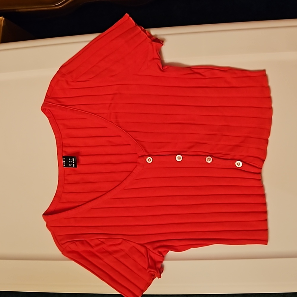 Shein red ribbed crop top with  buttons. Juniors size Small.